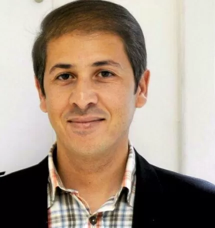 مدار الساعة,مقالات