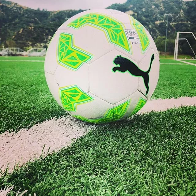 مدار الساعة,أخبار رياضية,وسائل التواصل الاجتماعي