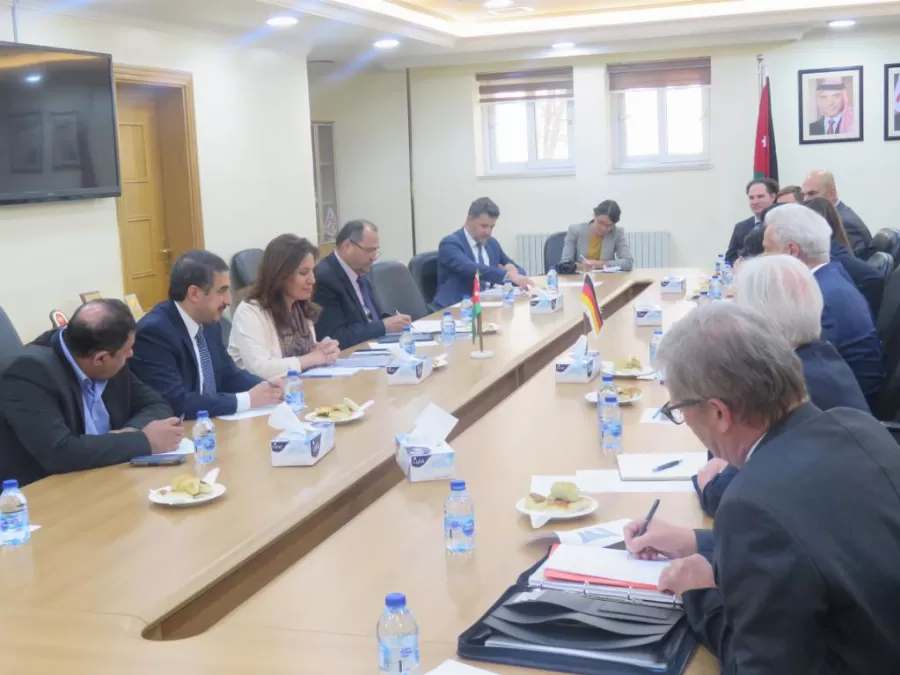 مدار الساعة,أخبار اقتصادية,وزيرة الطاقة والثروة المعدنية,وزارة الطاقة والثروة المعدنية,غرفة صناعة عمان,وزارة الطاقة,شركة الكهرباء الوطنية,الميزان التجاري