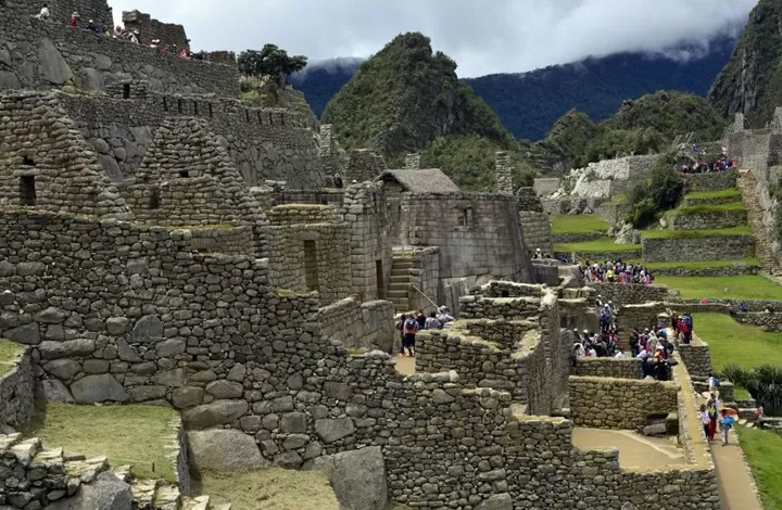 مدار الساعة,أخبار خفيفة ومنوعة