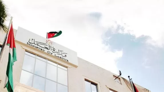 مدار الساعة,أخبار الأردن,اخبار الاردن,وزير العمل,رئيس الوزراء,وزارة العمل,صندوق التنمية والتشغيل,وسائل التواصل الاجتماعي