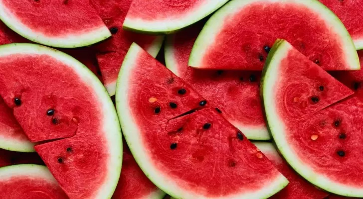 مدار الساعة,أخبار خفيفة ومنوعة