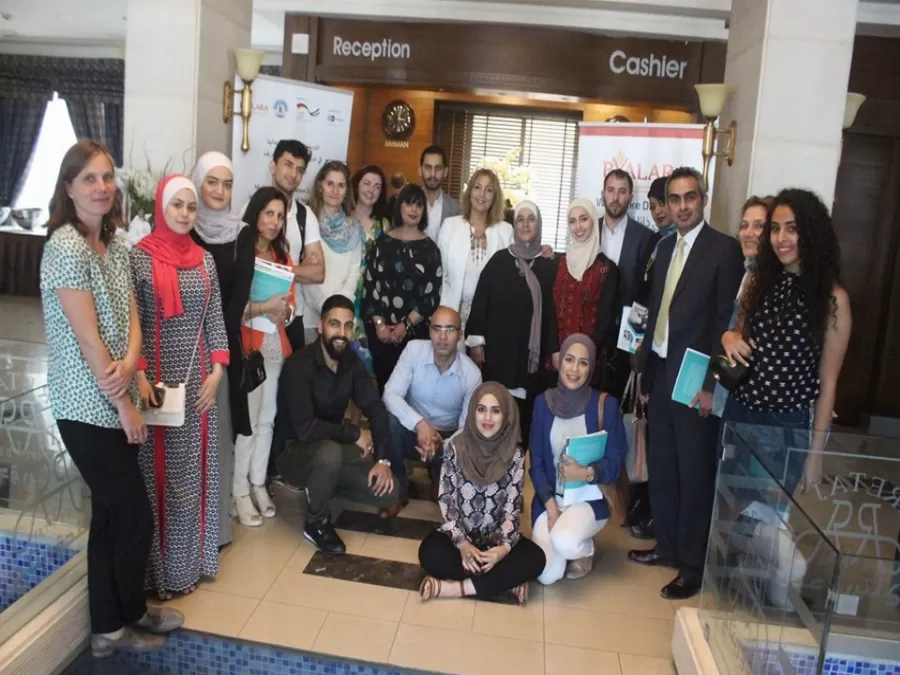 مدار الساعة,أخبار المجتمع الأردني,وزارة التربية والتعليم,حماية الأسرة,مواقع التواصل الاجتماعي