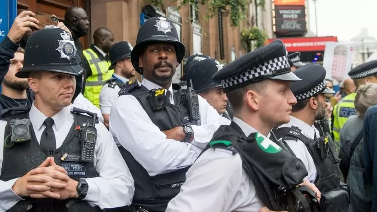 مدار الساعة,أخبار خفيفة ومنوعة