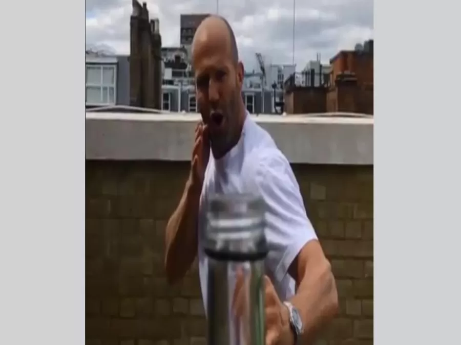 مدار الساعة,أخبار خفيفة ومنوعة,وسائل التواصل الاجتماعي