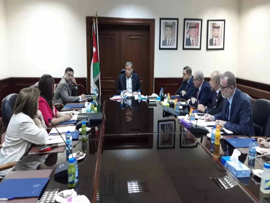 مدار الساعة,أخبار الأردن,اخبار الاردن,وزير الصحة,وزير التخطيط والتعاون الدولي,وزير الصناعة والتجارة والتموين,رئيس الوزراء,وزارة الصحة,المؤسسة العامة للغذاء والدواء,المواصفات والمقاييس