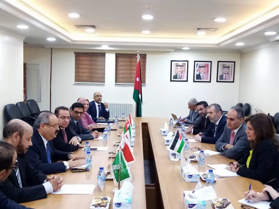 مدار الساعة,أخبار اقتصادية,وزيرة الطاقة والثروة المعدنية,شركة الكهرباء الوطنية,وزارة الطاقة,سلطنة عمان