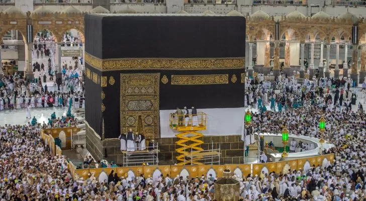 مدار الساعة,أخبار خفيفة ومنوعة