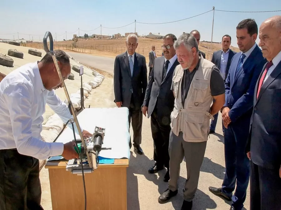 مدار الساعة,أخبار الأردن,اخبار الاردن,وزير الصناعة والتجارة والتموين,الملك عبدالله الثاني,القوات المسلحة الأردنية,وزارة الصناعة والتجارة,رئيس الوزراء,الديوان الملكي الهاشمي,وزارة الصناعة,القوات المسلحة