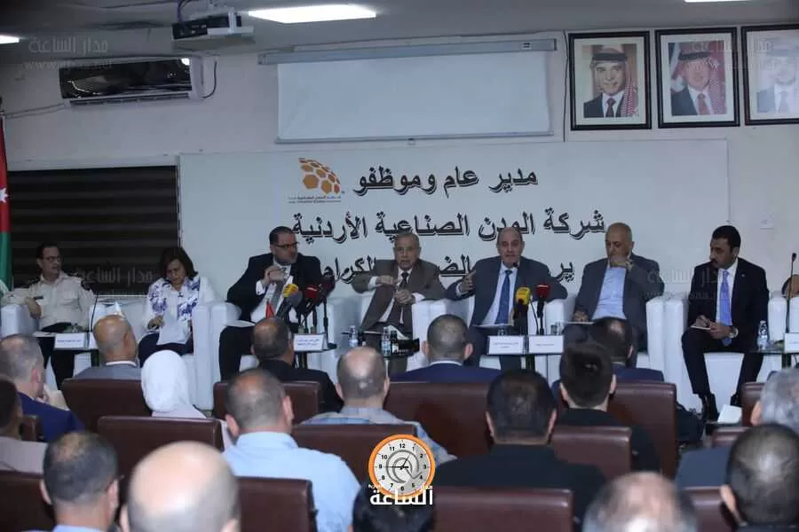 مدار الساعة,أخبار اقتصادية,نائب رئيس الوزراء,وزير الإدارة المحلية,وزير البيئة,وزيرة الاستثمار,رئيس الوزراء,الملك عبدالله الثاني,وزارة الصناعة والتجارة,دائرة ضريبة الدخل والمبيعات,وزارة المالية,شركة المدن الصناعية,دائرة ضريبة الدخل,وزارة الصناعة